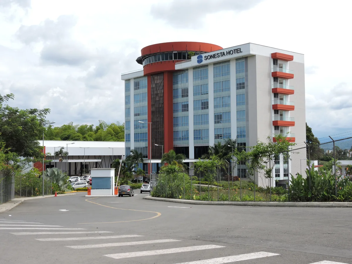 Hotel Sonesta
